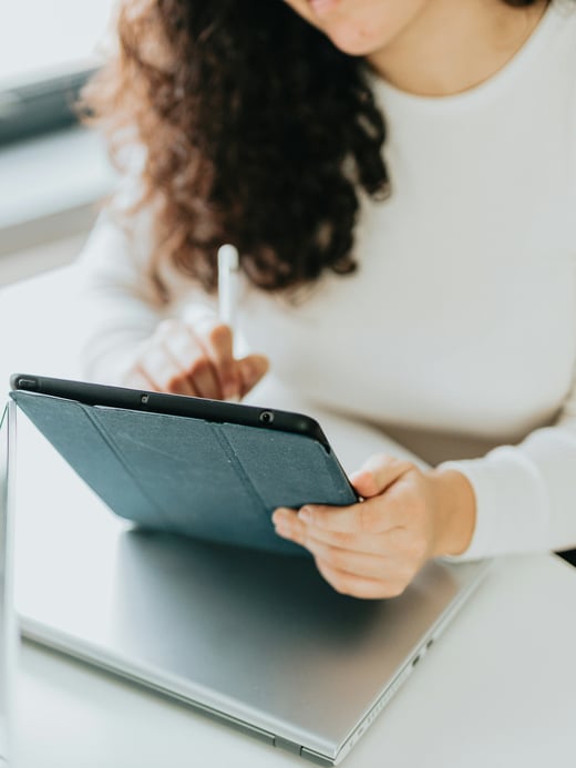 a-c-jh8gzDu5F1A-unsplash_NL